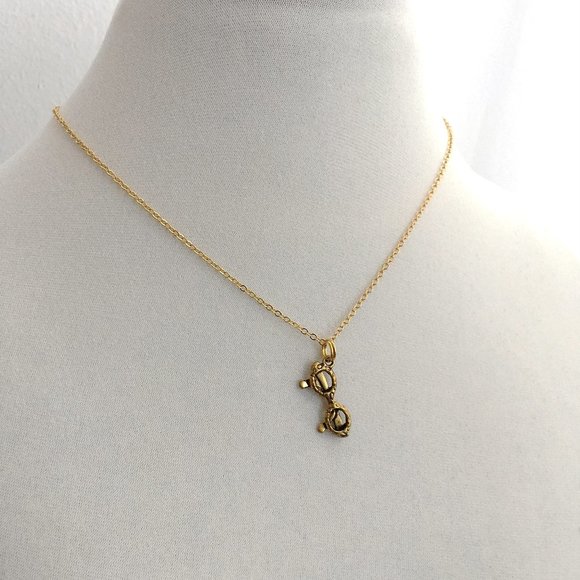 Miniature Eye Glasses Eyewear Fashion Style Reading Glasses Bookworm Necklace - Picture 4 of 5